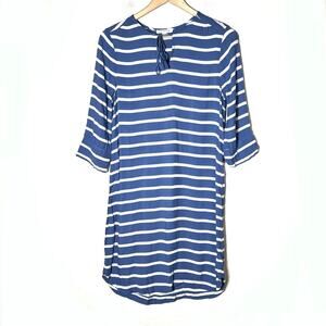BeachLunchLounge blue and white striped casual dress swimsuit cover size XS B169